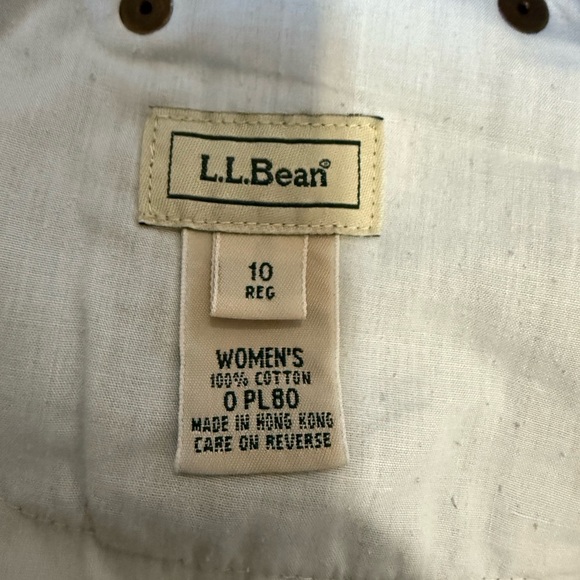 L.L. Bean Blue Ankle Cropped Jeans Relaxed Fit - Picture 2 of 3